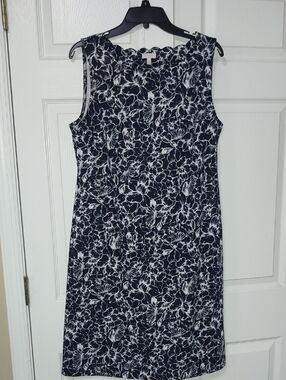 Talbots Navy and White Floral Sleeveless Shift Dress